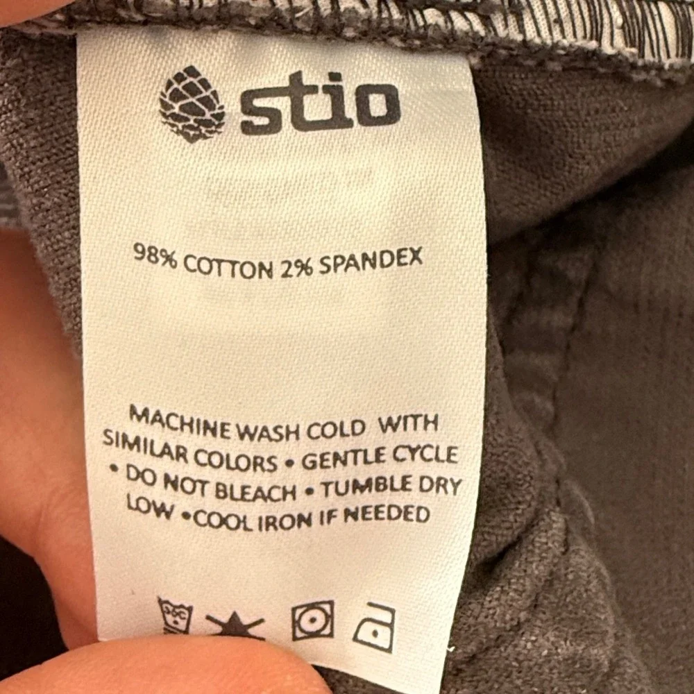 STIO Rivet Mens 40 x 30 Corduroy Pants Charcoal Gray Casual Straight Fit Stretch